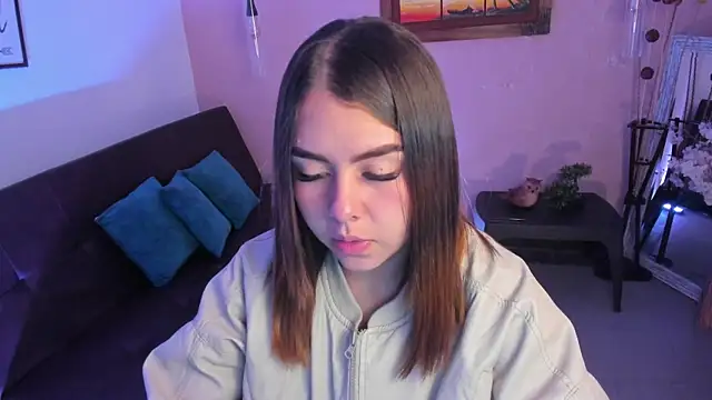 ArianaBaker online show from November 18, 12:19 pm