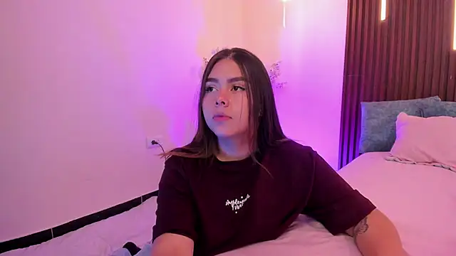 ArianaBaker online show from February 9, 1:31 pm