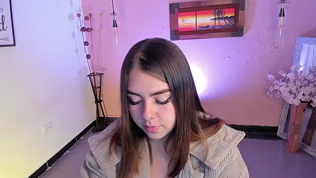 ArianaBaker online show from November 25, 1:33 pm