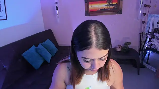 ArianaBaker online show from November 19, 1:55 pm