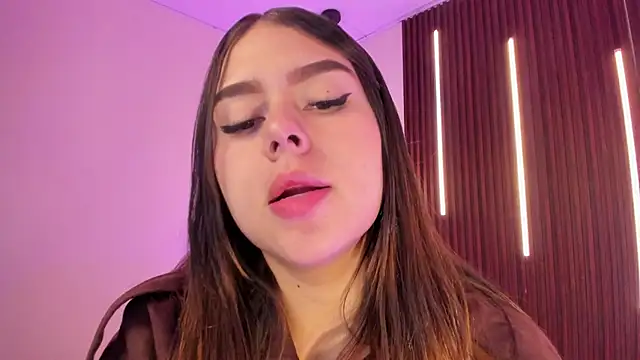 ArianaBaker online show from June 4, 12:43 pm