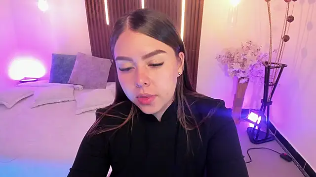 ArianaBaker online show from May 3, 2:31 pm