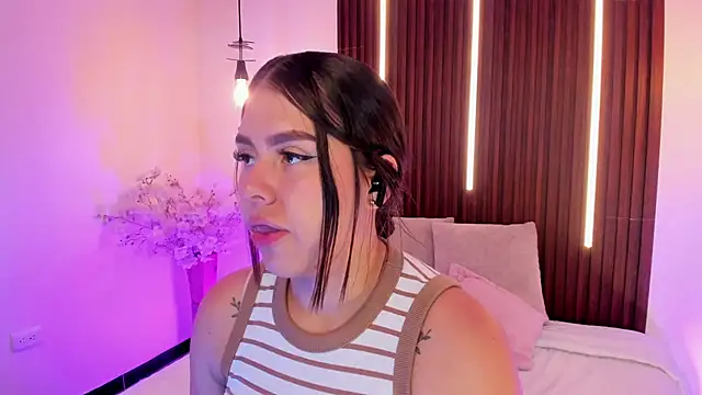 ArianaBaker online show from March 3, 3:30 pm