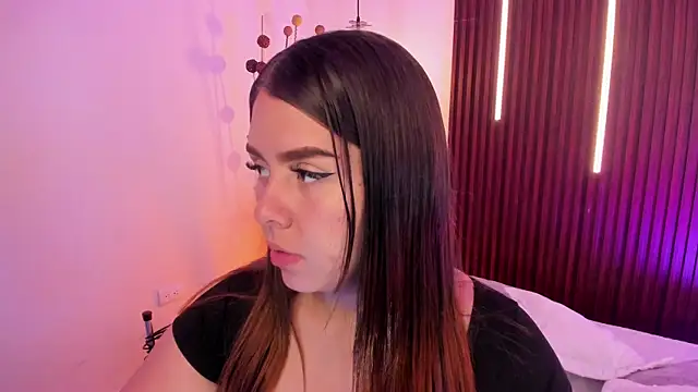 ArianaBaker online show from April 21, 3:18 pm