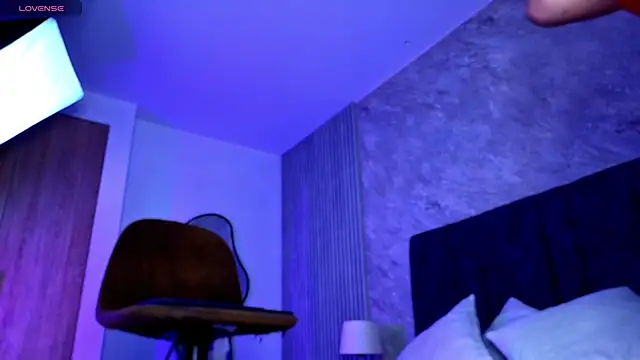 lola  sweetx online show from March 8, 10:29 am