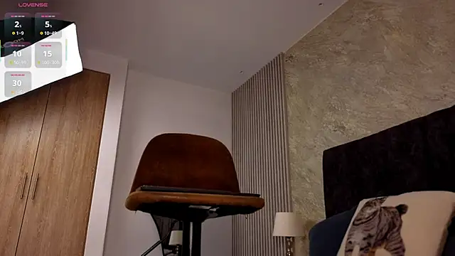 lola  sweetx online show from April 1, 11:33 am