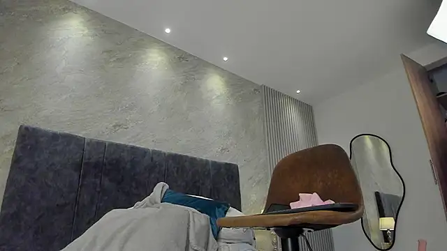 lola  sweetx online show from November 1, 11:48 am