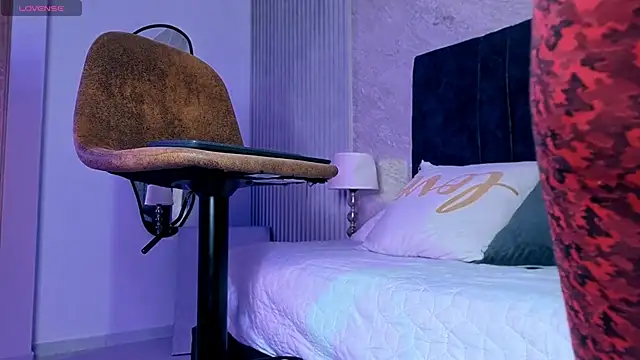 lola  sweetx online show from February 13, 11:10 am