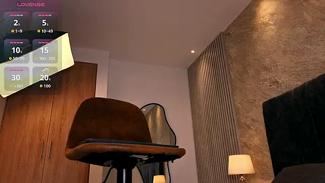 lola  sweetx online show from April 13, 11:14 am