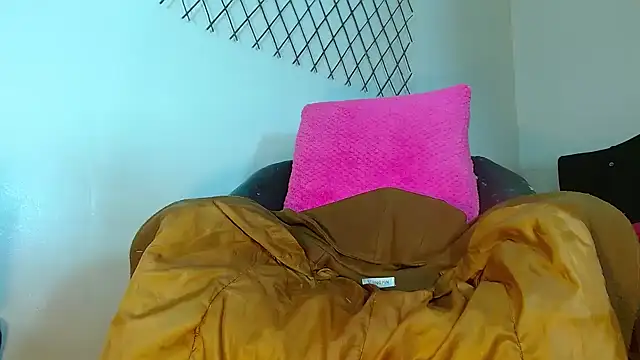 bellatrixx 69 online show from March 15, 3:40 am