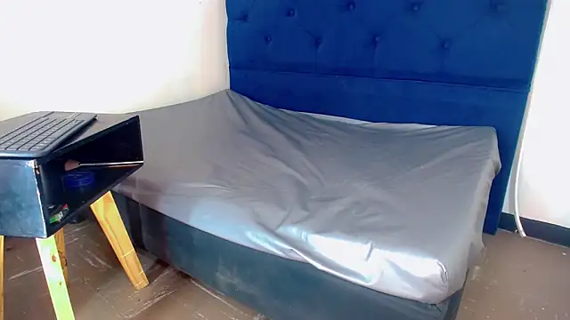 bellatrixx 69 online show from March 16, 7:49 pm