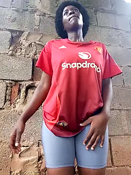 Snapshot of Swirly_blac chatting on November 17, 6:39 am Swirly blac online show from November 17, 6:39 am