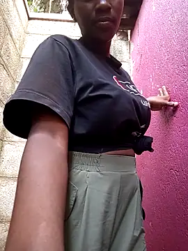 Swirly blac online show from February 11, 11:10 am