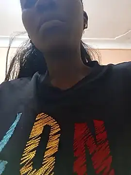 Swirly blac online show from April 26, 8:33 am