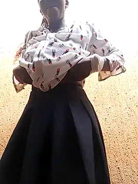 Swirly blac online show from March 19, 8:03 am