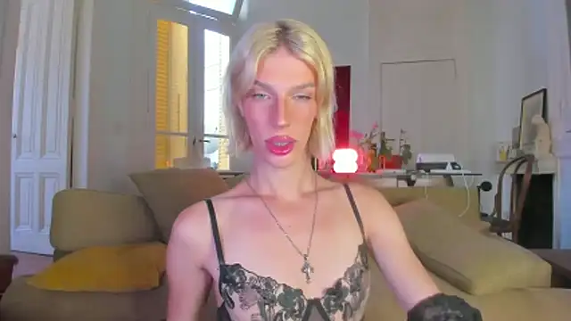 AliceSnowCatt online show from January 17, 2:53 pm