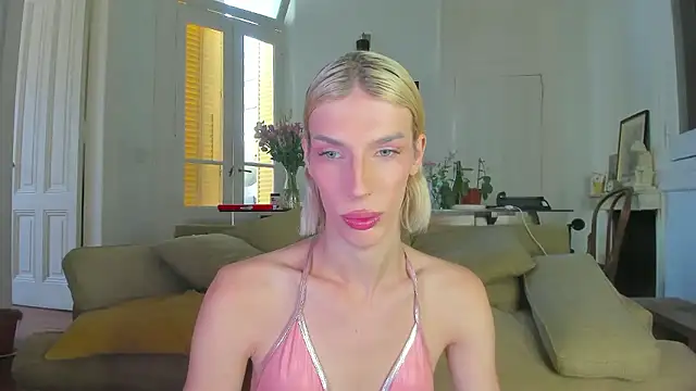 AliceSnowCatt online show from January 18, 2:53 pm