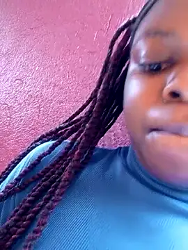 Snapshot of Sarie_sho chatting on October 6, 7:53 am Sarie sho online show from October 6, 7:53 am