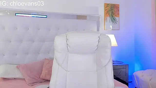 Chloe evans   online show from January 12, 11:39 am