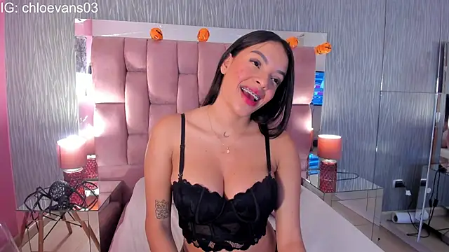 Chloe evans   online show from October 28, 11:42 am