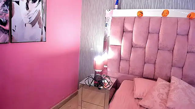 Chloe evans   online show from October 18, 11:23 am