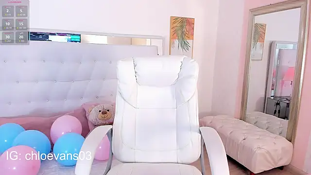 Chloe evans   online show from September 18, 11:57 am