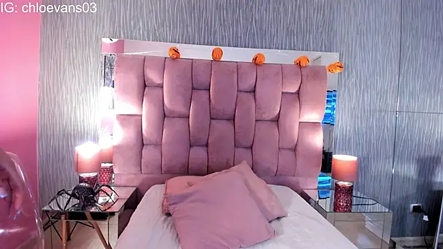 Chloe evans   online show from October 25, 11:42 am