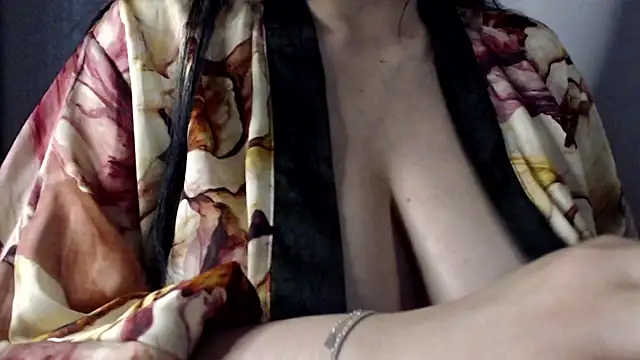 missdaniels online show from March 25, 12:55 am