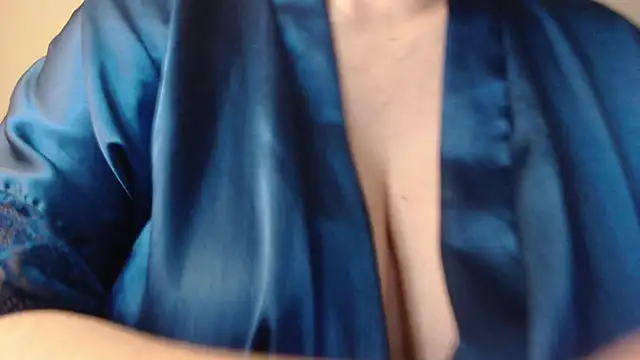 Snapshot of missdaniels chatting on March 11, 10:42 pm missdaniels online show from March 11, 10:42 pm