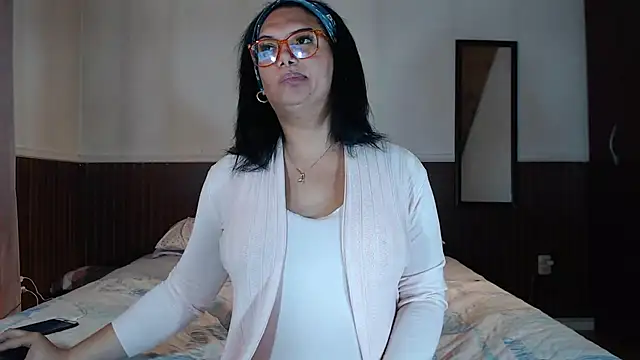 flowerdirtty online show from April 1, 8:17 pm