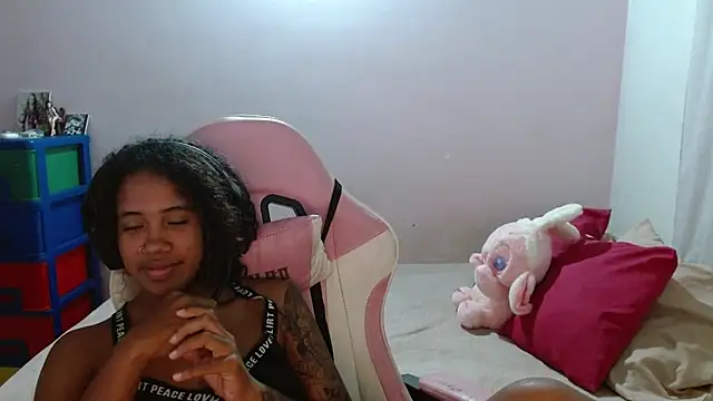 Snapshot of TiffanyRoouse chatting on March 9, 2:29 am TiffanyRoouse online show from March 9, 2:29 am