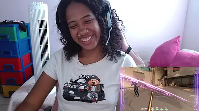 Snapshot of TiffanyRoouse chatting on January 30, 7:37 pm TiffanyRoouse online show from January 30, 7:37 pm