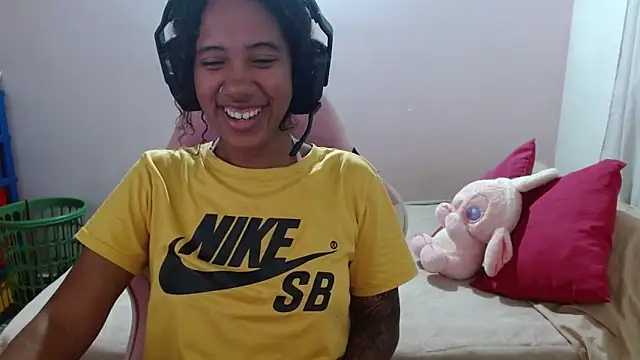 Snapshot of TiffanyRoouse chatting on March 17, 11:57 pm TiffanyRoouse online show from March 17, 11:57 pm