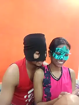 sexycouplemh09 online show from February 17, 4:48 pm