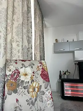  adelle online show from January 18, 9:56 am