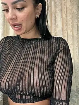  adelle online show from March 13, 10:15 am