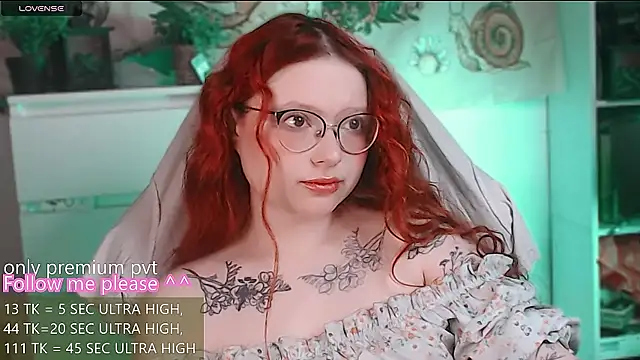 me  hanna online show from April 11, 3:25 am