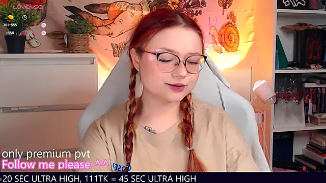 Snapshot of me__hanna chatting on November 20, 10:42 pm me hanna online show from November 20, 10:42 pm