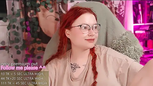 me  hanna online show from June 17, 2:22 am