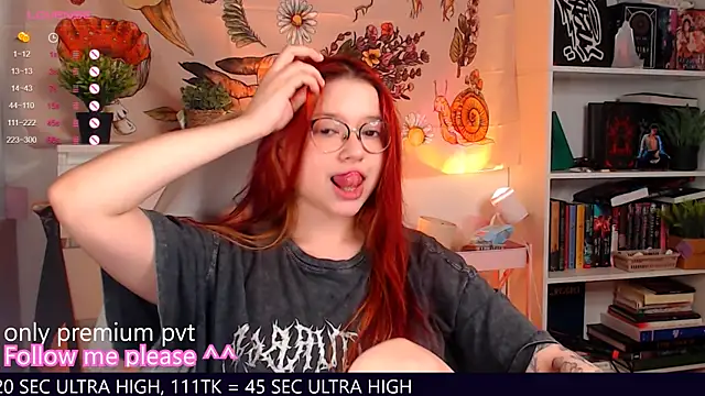 Snapshot of me__hanna chatting on November 22, 10:30 pm me hanna online show from November 22, 10:30 pm