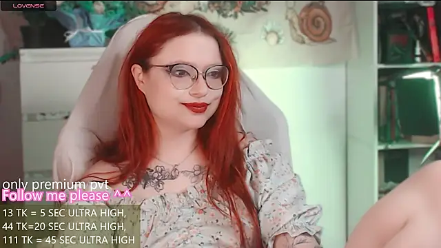 me  hanna online show from April 3, 3:02 am