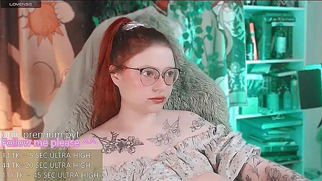 me  hanna online show from May 28, 3:36 am