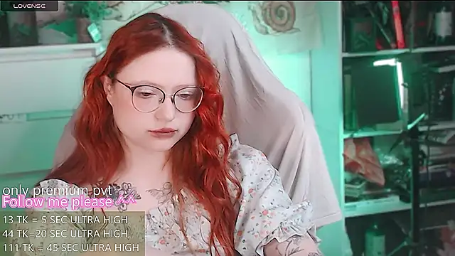 me  hanna online show from April 11, 7:45 am