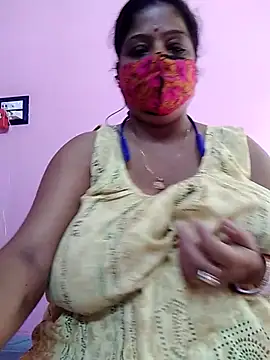 Snapshot of Kayra_34 chatting on October 16, 7:16 am Kayra 34 online show from October 16, 7:16 am