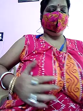 Snapshot of Kayra_34 chatting on October 7, 3:18 am Kayra 34 online show from October 7, 3:18 am