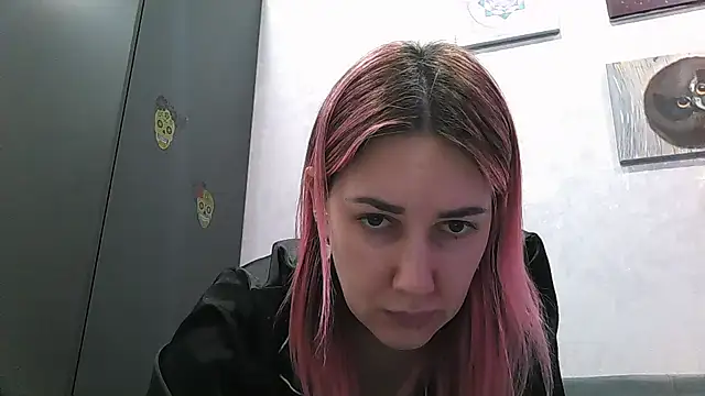 Snapshot of BlueXOwl chatting on January 23, 6:24 pm BlueXOwl online show from January 23, 6:24 pm
