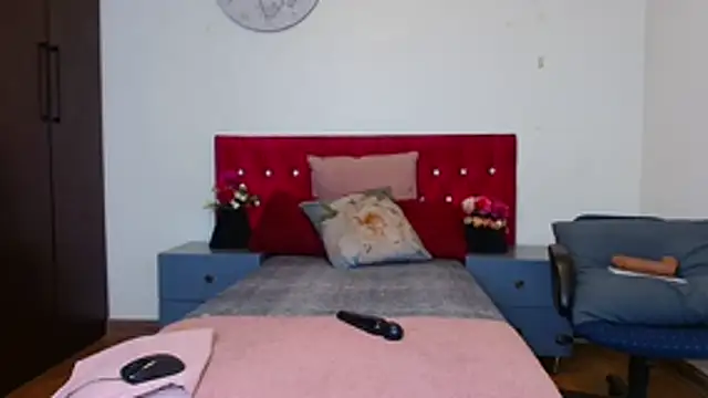 VeryGoodBadGirl1 online show from July 14, 9:32 pm