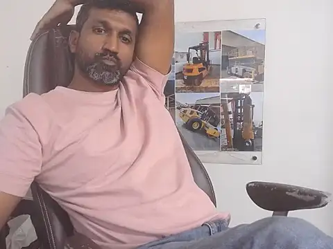 Mulla indian1988 online show from December 18, 11:25 am