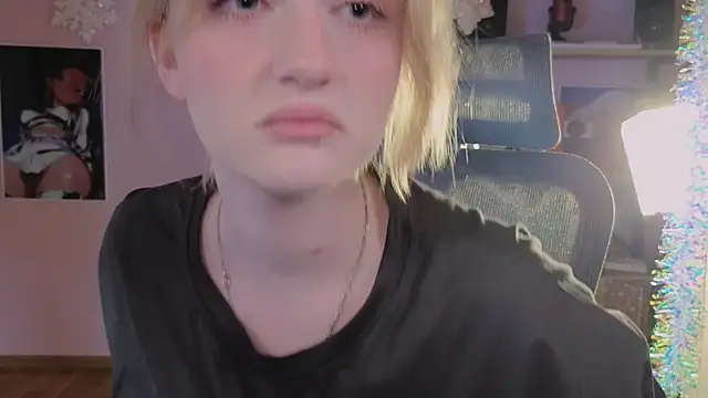 ELLIEJAY online show from January 10, 5:25 am