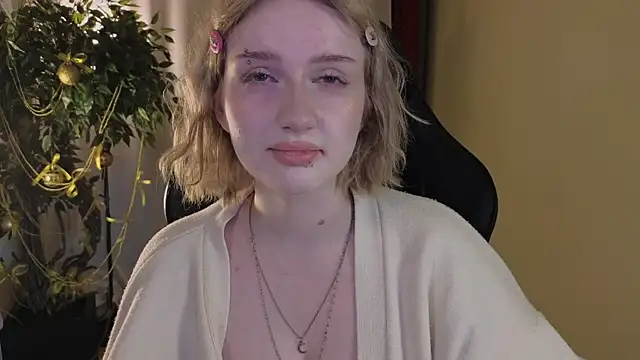 ELLIEJAY online show from January 9, 5:14 am